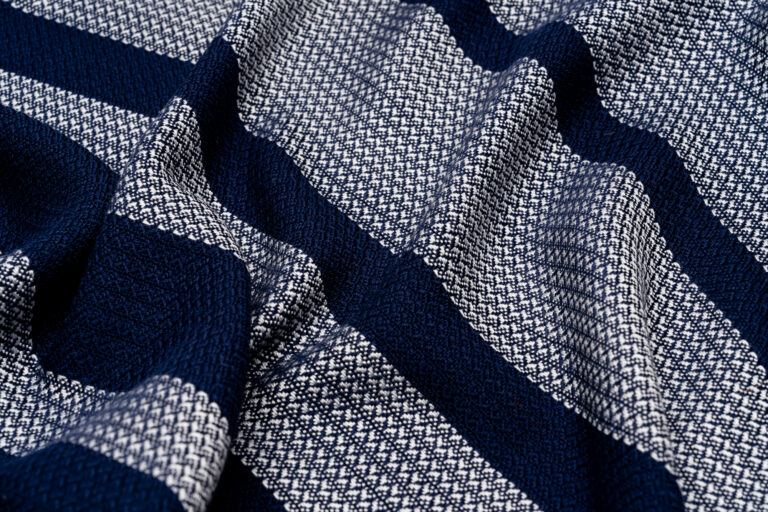 Luisa-Fibonacci-Blau-Silber-Low-Res-05